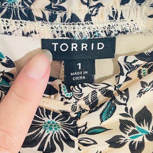 Torrid Tank Top Womens Plus 1X Cream Black Floral Sweetheart Babydoll Ruffle - Picture 6 of 8
